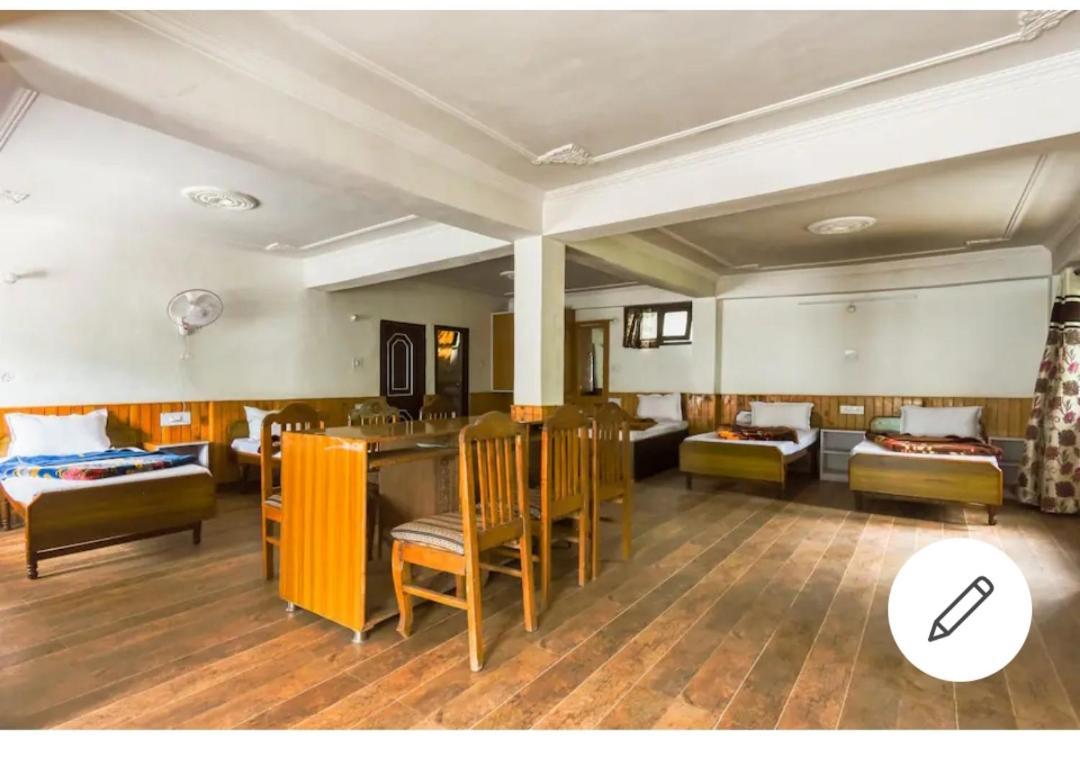 Tirthan Crest Homestay Banjār Εξωτερικό φωτογραφία