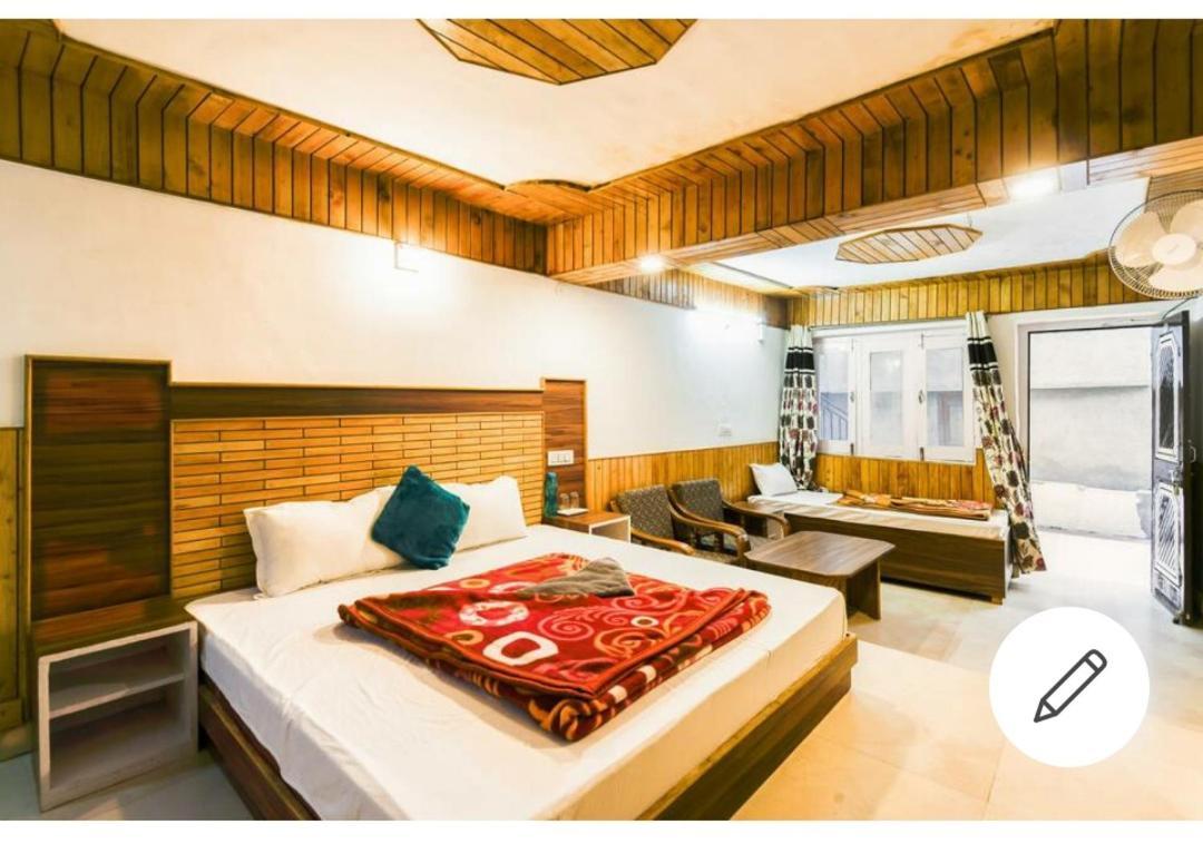 Tirthan Crest Homestay Banjār Εξωτερικό φωτογραφία