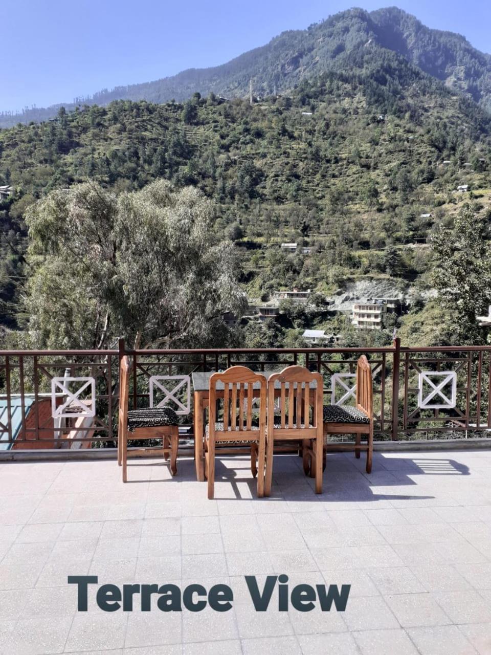 Tirthan Crest Homestay Banjār Εξωτερικό φωτογραφία